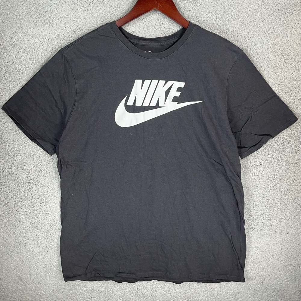 Nike Futura Logo T-Shirt Mens XL Gray Short Sleeve Athletic Cut Crew Neck